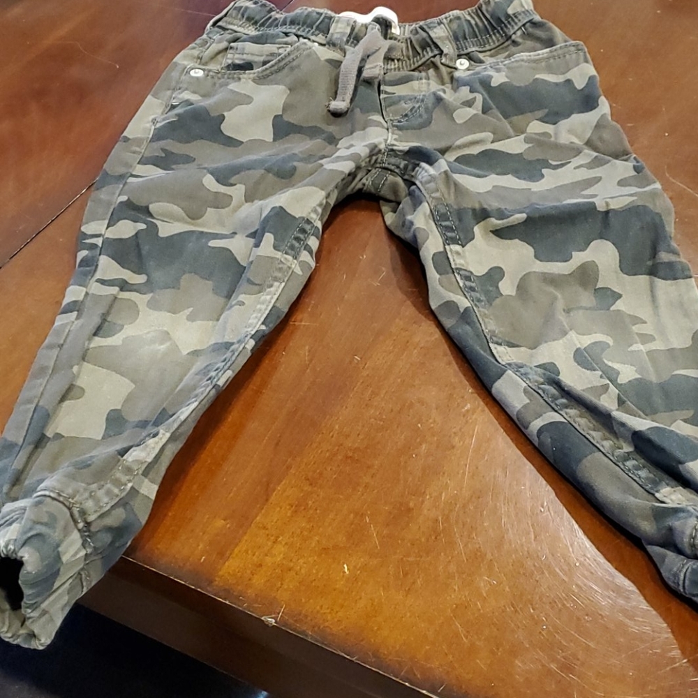 Levi's Jogger Pants